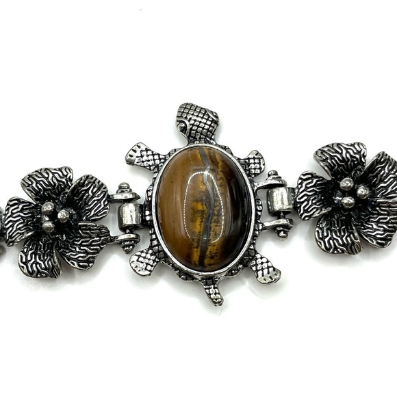 Turtle Silvertone Oval Tigers Eye Cabochon Sea Turtle Floral link Bracelet - Picture 7 of 13